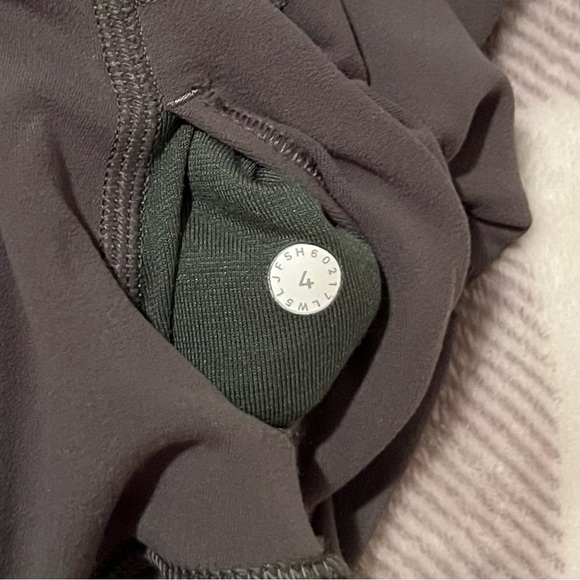 Lululemon Align 25” Dark Forest - Picture 4 of 4